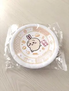 ちいかわ　くら寿司　うさぎ　皿