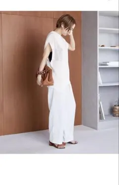 VERMEIL par iena ホワイトオープンバックニットセーターのサムネイル