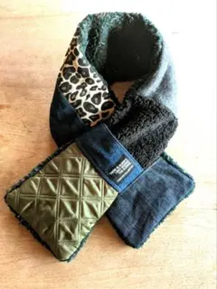 軽くて暖かい　さっと巻ける　レオパード　ヒョウ柄　デニム　ボアマフラー