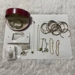 【まとめ】ピアス　ネックレス　ブレスレット　腕時計　アクセサリー
