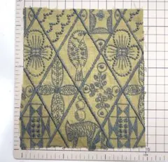 ミナペルホネン　はぎれ　symphony カーキ