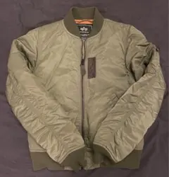 Alpha Industries MA-1 ジャケット Medium
