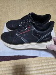 VANSPORT 　ブラックスニーカー