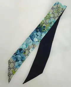 GUCCI ネックボウ スカーフ GGフローラ シルク 黒 白 花柄 - メルカリ