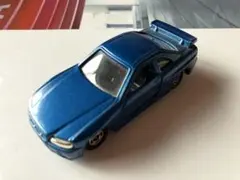 トミカ　日産スカイライン　GT-R