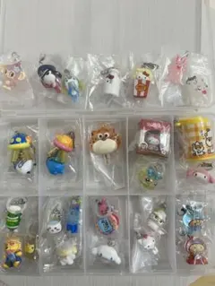 ガチャガチャ 雑貨 まとめ売り 大量 【65点以上！！】 - メルカリ