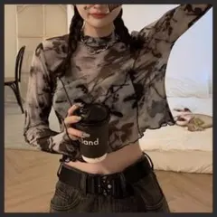 【新商品】レディース　Tシャツ　短丈　長袖　黒　染柄　シースルー　Y2K　韓国