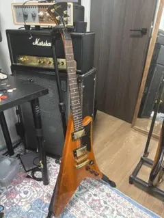 Gibson The V 1982年製 （フライングV ）本体 ハードケース付き Gibson The V 1982年製 （フライングV ）本体 ハードケース付き - メルカリ