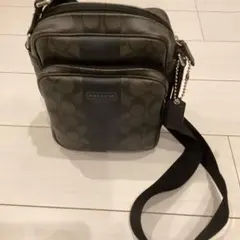 COACH シグネチャー ショルダーバッグ メンズ