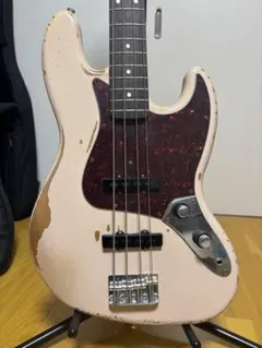 Fender flea jazz bassのサムネイル