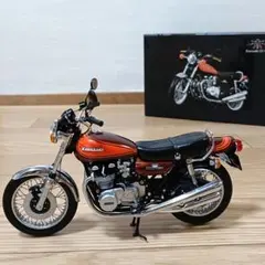 ミニキャンプス Kawasaki Z1 900 1972 1/12　カワサキのサムネイル