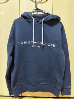 TOMMY HILFIGER エンブロイドロゴパーカー ネイビー Lサイズのサムネイル