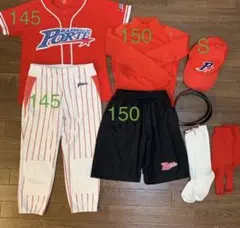 赤いチームロゴ入りユニフォームセット