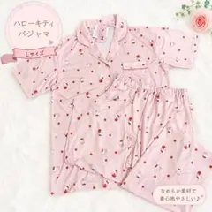 新品タグ付き♡ハローキティ　半袖ルームウェア　五分丈　いちご柄　サンリオ　Lのサムネイル