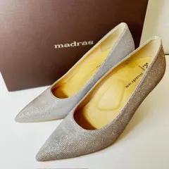 マドラス madras 特許 リカバリーメタインソール搭載 7ｃｍラメパンプス