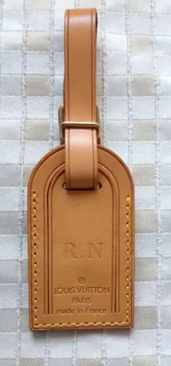 LOUIS VUITTON ネームタグ ネームタグ　ヌメ革　12点セット 楽天市場】LOUIS VUITTON【ルイヴィトン】ネームタグ ポワニエ