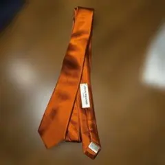 オレンジ ネクタイ