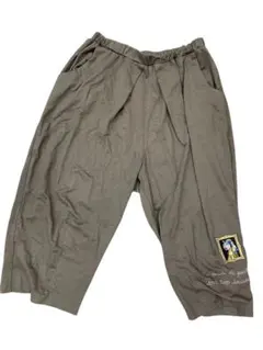 ⭕️アルベロベロ　カジュアル　パンツ　真珠　七分　ズボン　カーキ