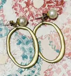 【ハンドメイド】オーバルフープピアス パール付き