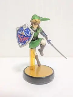 ​【外箱破損あり】amiibo リンク（大乱闘スマッシュブラザーズ） スマブラ