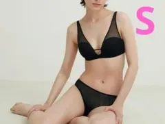 ユニクロ　UNIQLO　マメ　Mame ワイヤレスブラ　メッシュ　Sサイズ