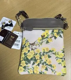 【新品】ベベダヤン BebeDayan 縦型ショルダーポシェット