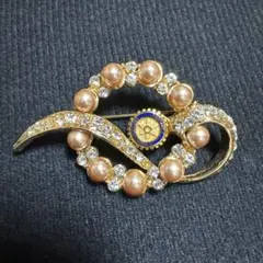 Item thumbnail for item 7f6b1eb8-3cff-4f04-a276-edf63650b069