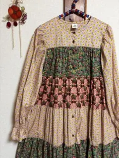 希少品番 新品タグ付 CHILDWOMAN✕LIBERTY パッチワークブラウス 希少品番 新品タグ付 CHILDWOMAN✕LIBERTY パッチワークブラウス