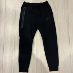 【最終価格】ナイキ　テックフリースジョガーパンツ　黒　サイズM