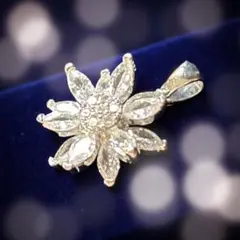 花型クリスタルチャーム