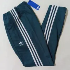 新品 アディダスオリジナルス トラックパンツ ジャージ グリーン系 S