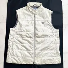 PRADA ライトダウンベスト 3角ロゴプレート アイボリー 44