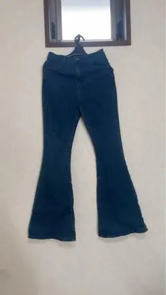 ダークブルー ブーツカットデニム