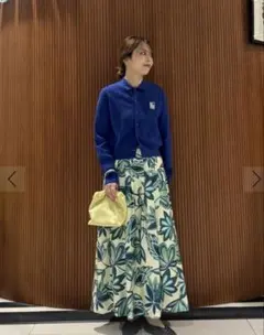 新品タグ付 CABaNシルクツイル COLETTEフラワープリントスカートのサムネイル