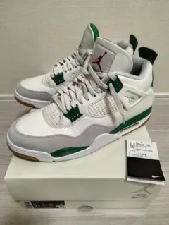 新品未使用】エアジョーダン4 Nike SBパイングリーン緑aj4黒タグ付き 