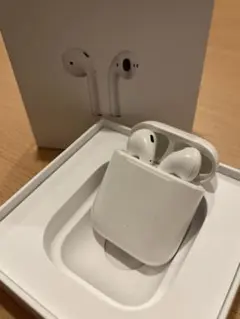【即購入可】【箱付】AirPods 第2世代　充電ケース付