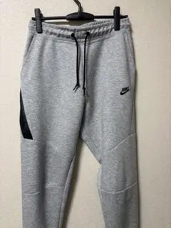 NIKE Sportswear スウェットセットアップ