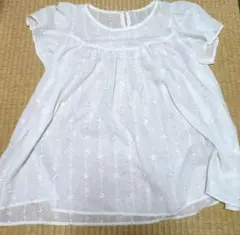 【値下げ】ホワイト レース チュニック 花 刺繍