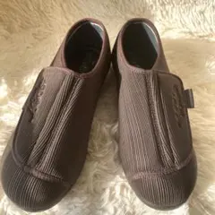 Item thumbnail for item 65e0fc07-3b3f-4c1c-8829-d7b47435e908