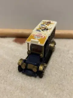 トミカ