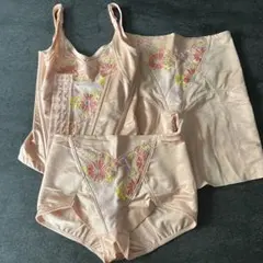 マルコモンマリエ 上下セットコントロールキャミソール抜き あおい様