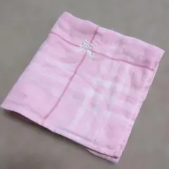 【新品未使用】BURBERRY ピンク ウォッシュタオル