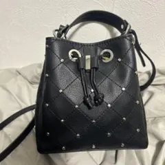 ZARA ショルダーバッグ　ブラックレザー　スタッズ付き