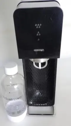 sodastream 炭酸水メーカー 本体 ブラック ジェネシスv3 - メルカリ