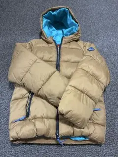 マーキーズ コート