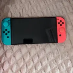 Nintendo Switch (有機ELモデル) ネオンブルー・ネオンレッド