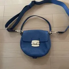 お値下げ！FURLA レザー ショルダーバッグ