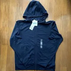 ユニクロエアリズムUVカットメッシュパーカー