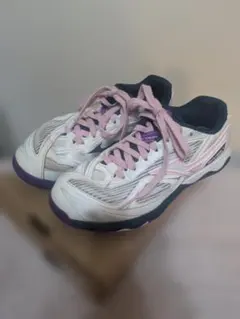 卓球用シューズ 　ミズノ　ウェーブメダル　23.5