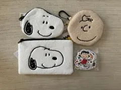 スヌーピー　ポーチ3点とシール韓国限定セット